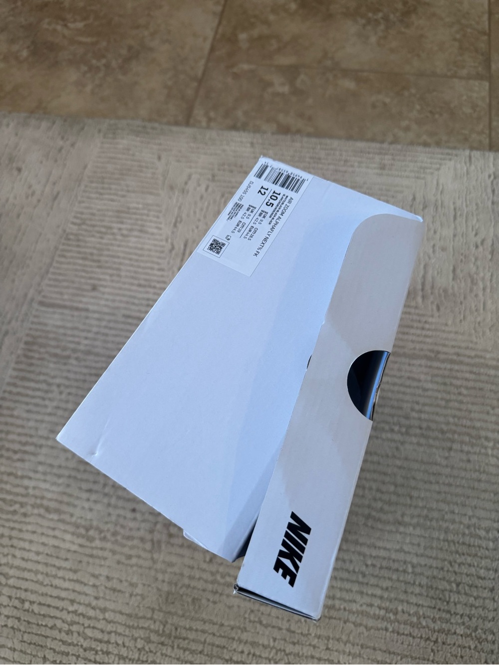 Nike White Pink and Black Women's Athletic Running Shoe - Picture 5 of 6